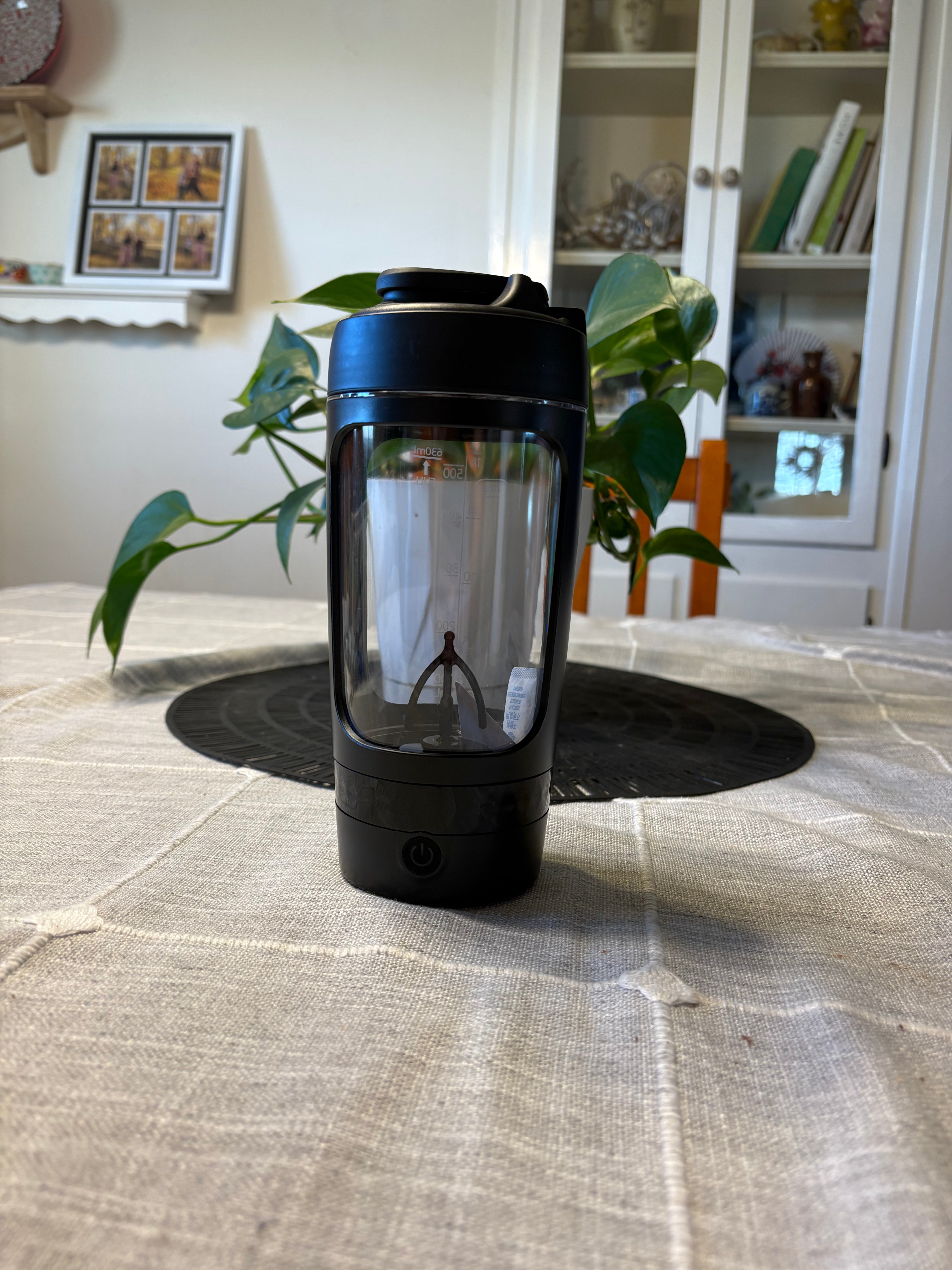 SHAKR BOTTLE